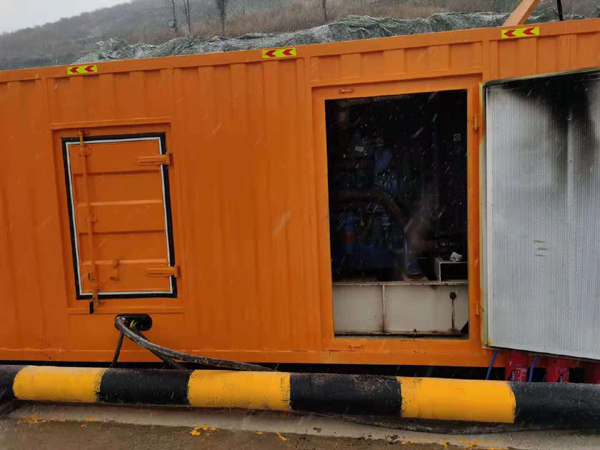沁水出租发电机-船用柴油发电机的工作原理是怎么样的？