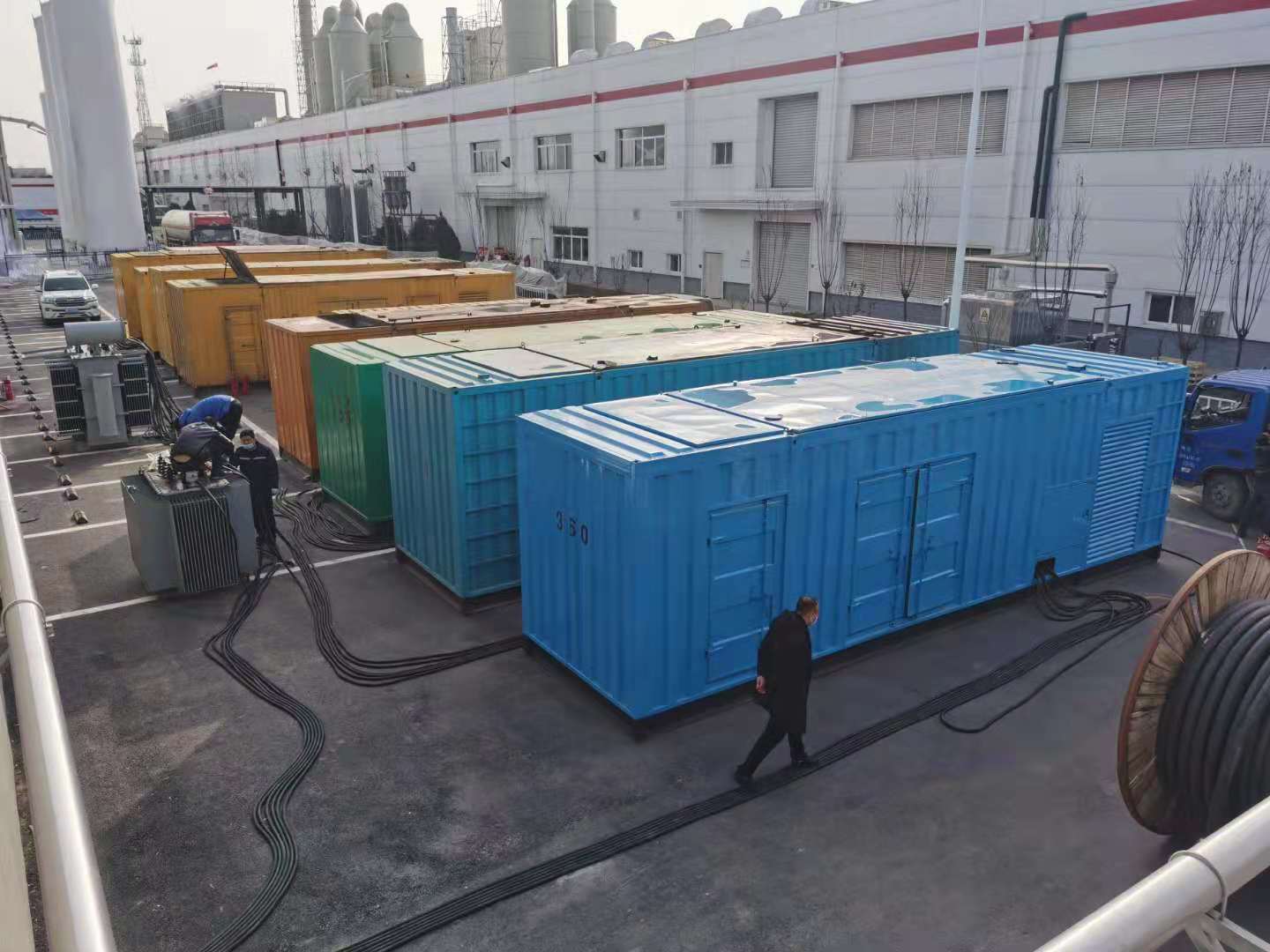 沁水发电机出租-两相发电机与三相发电机有何区别?