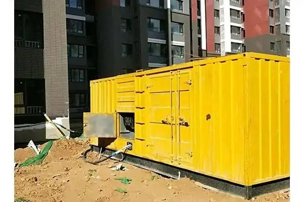 沁水发电机租赁中燃油压力过低会对发动机的哪些部件造成损坏？