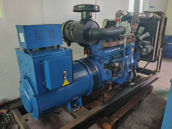 沁水100kW柴油发电机组使用多级机油有哪些优缺点？