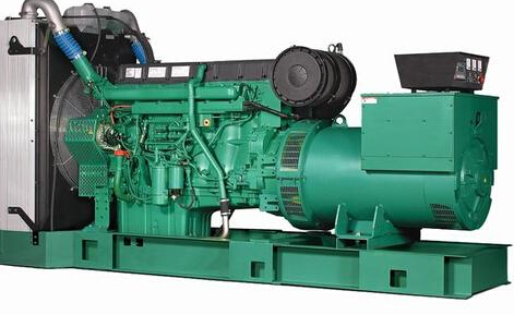 沁水发电机除垢后需要用清水冲洗水冷式机油散热器几次？